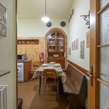 Casa Parisi インペリア