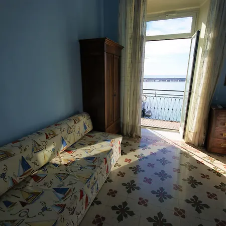 アパート Casa Parisi *